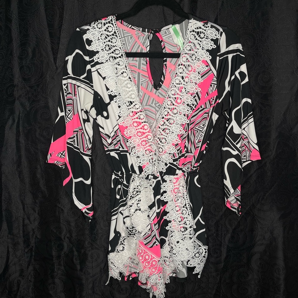 Multicolored, low cut romper, with lace trim